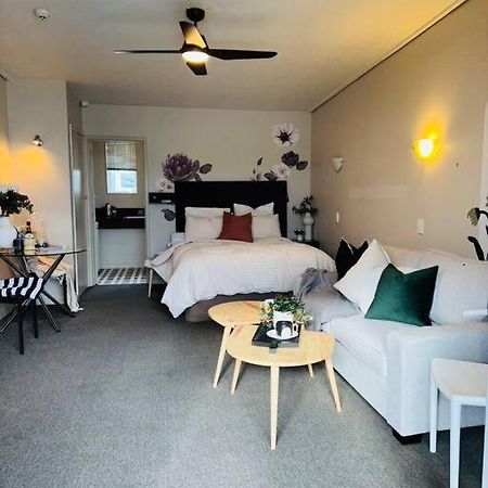 Cosy Motel Studio Apartment In Central City-Up To 2 Beds Christchurch Exterior photo
